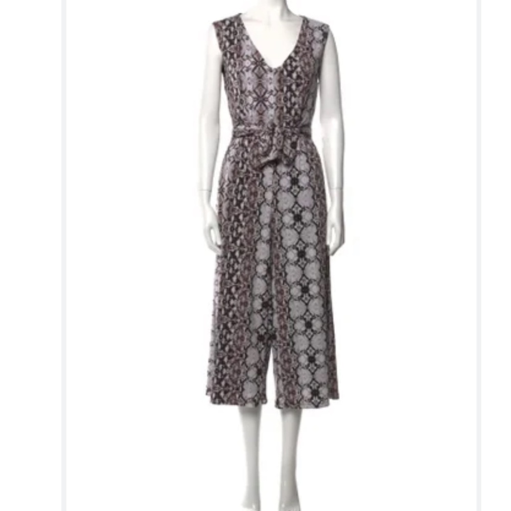 Nicole miller snakeskin print wide leg cropped jumpsuit size 6